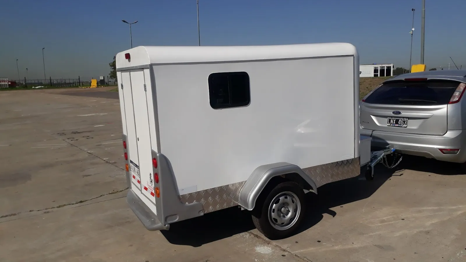 Trailer Ferrer · TR-02